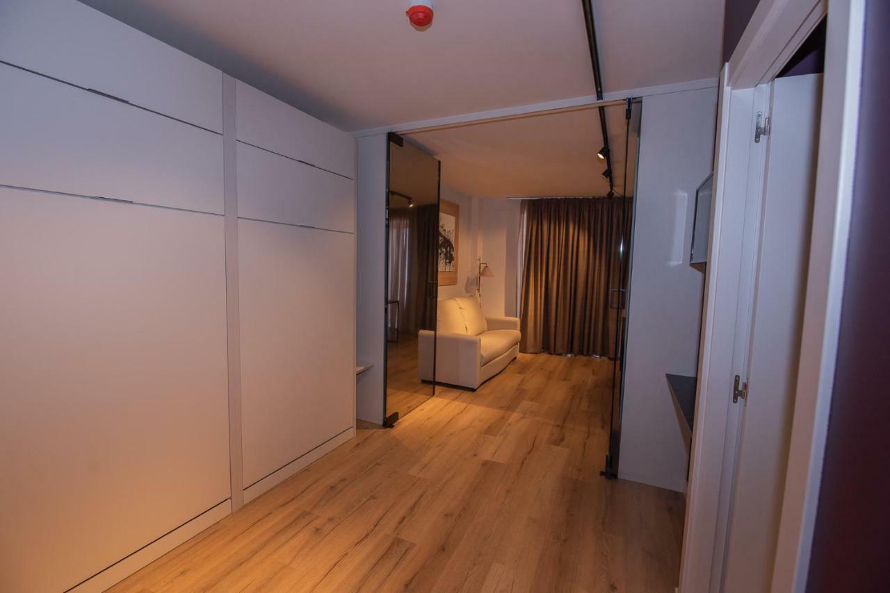 Apartamentos Puerta De Лянес Екстериор снимка