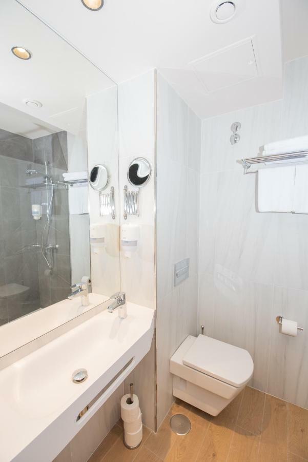 Apartamentos Puerta De Лянес Екстериор снимка