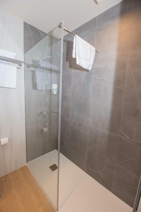 Apartamentos Puerta De Лянес Екстериор снимка