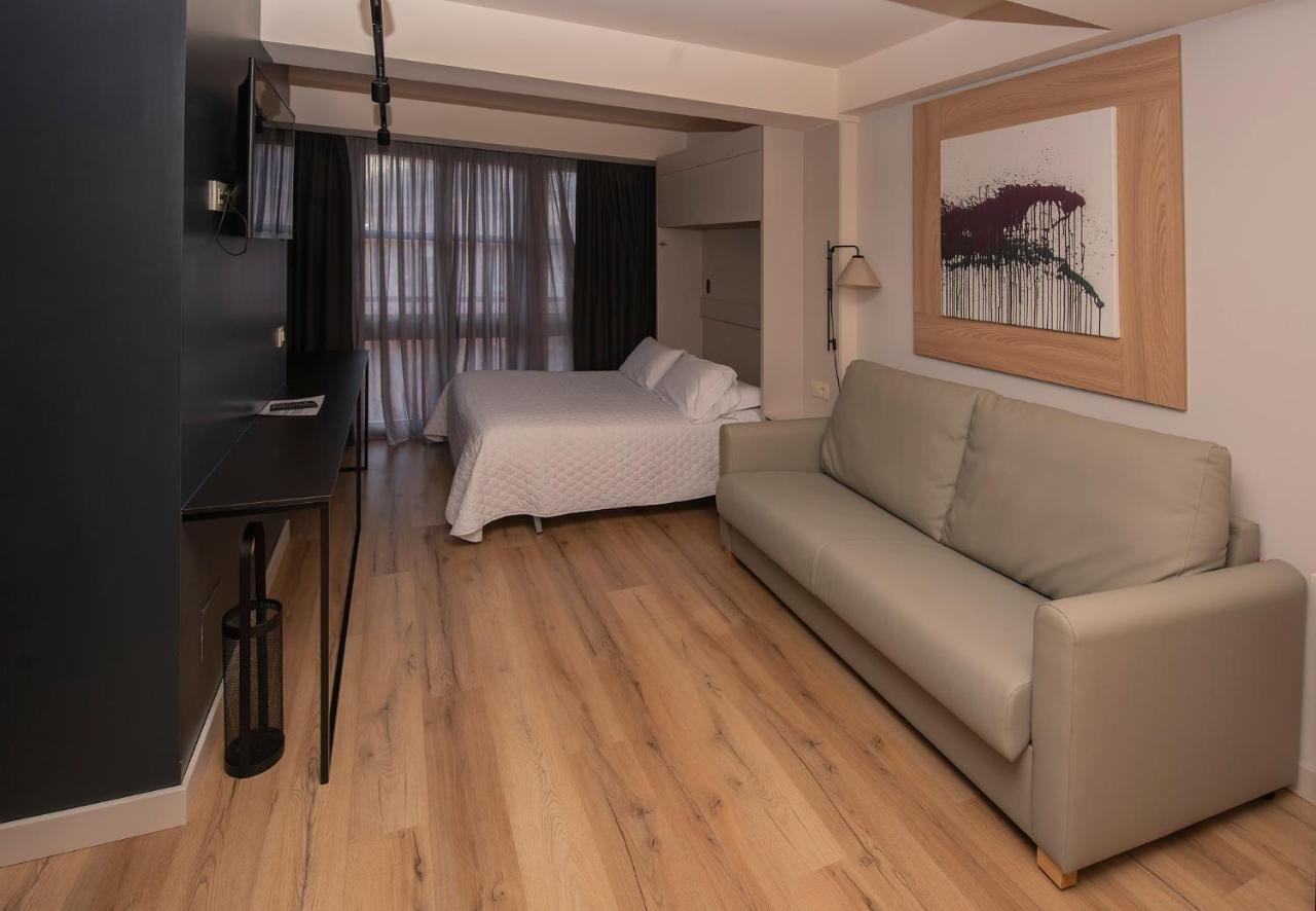 Apartamentos Puerta De Лянес Екстериор снимка